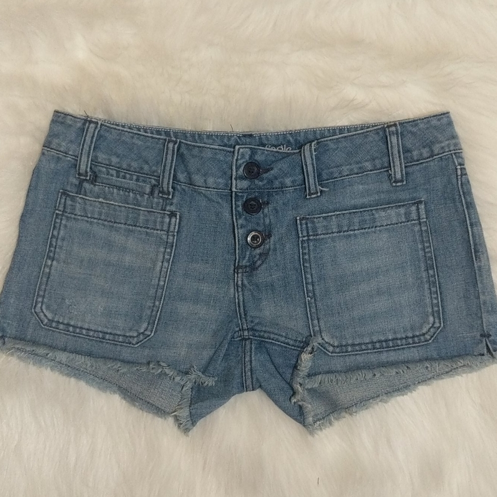 AMERICAN EAGLE Distressed Button Down Shorts